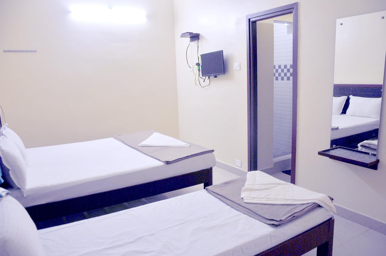 Ksr Grands Tirupati Exterior foto